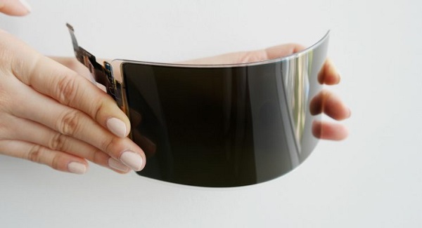   Samsung's new flexible screen can withstand a lot of declines 