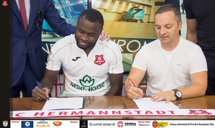 Romanian side FC Hermannstadt sign Ghanaian international Bright Addae -  Footballghana
