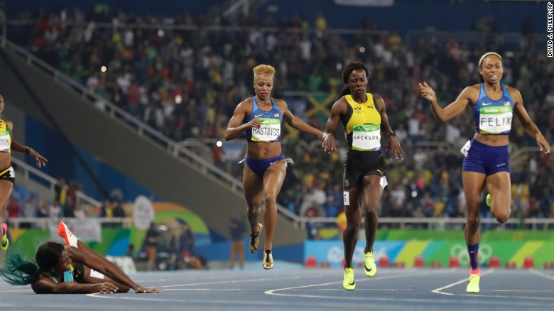 Shaunae Miller dives to win 