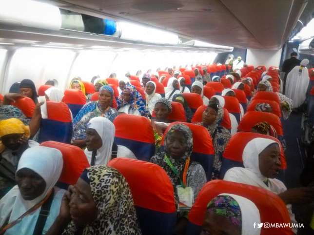 hajj_pilgrims_airlifted_to_mecca