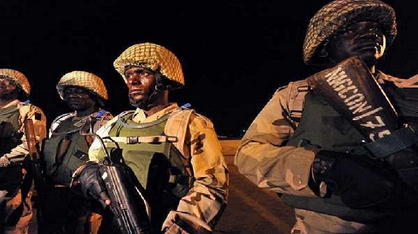 gambia_troops