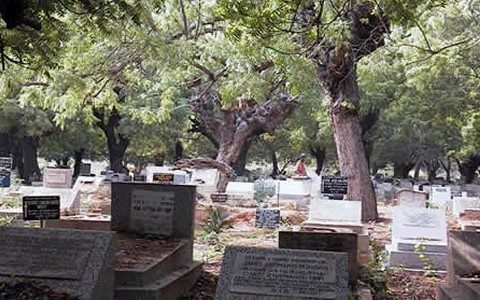 AMA_to_exhume_unpaid_cemetery_space