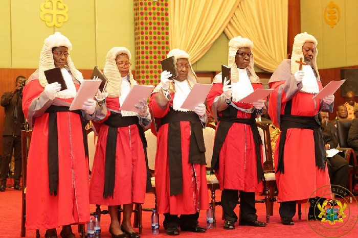 President Akufo-Addo_swears_new_judges