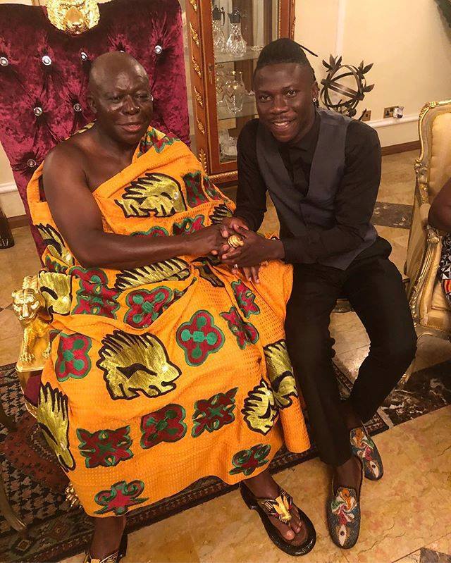 Stonebwoy_And_Otumfou Osei Tutu II