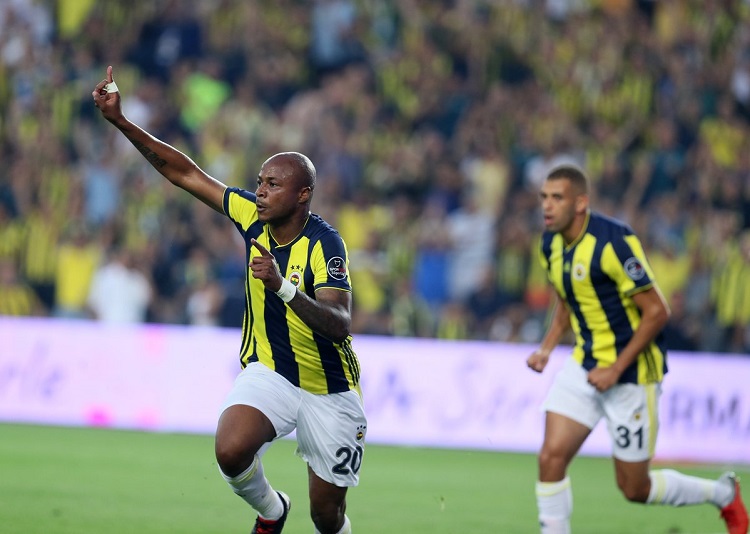 Andre Ayew scores for Fenerbahçe