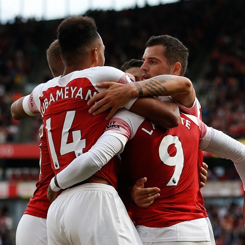 Arsenal 3-1 West Ham: Unai Emery gets first Gunners win