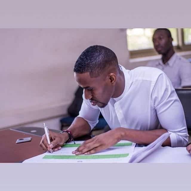 Ghanaian millionaire Ibrah 1 marries with a simple court signing