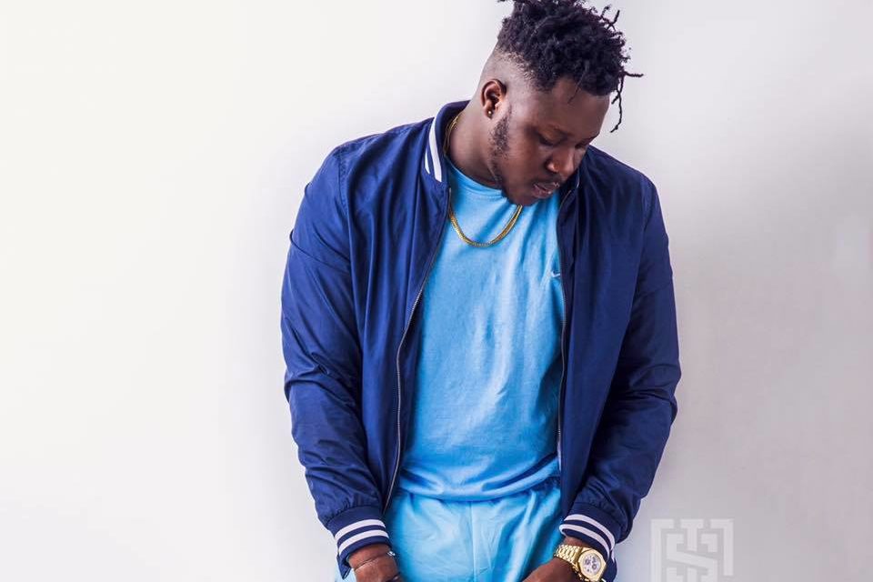 Medikal allegedly caught flirting with another lady in leaked Chats
