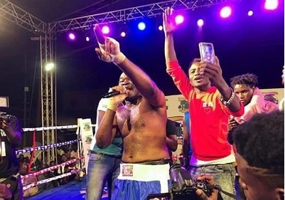Bukom Banku TKOs opponent in two rounds (VIDEO)