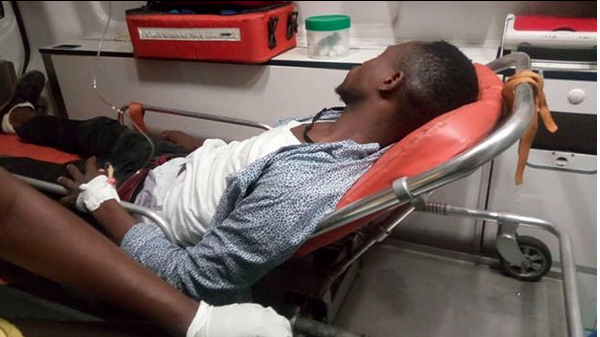 Photo & Video: Policemen beat blogger at BHiM Concert for taking a video ff Asamoah Gyan