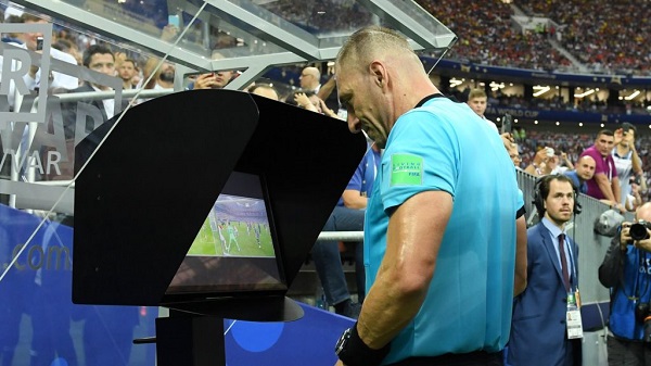 UEFA to use VAR in Champions League knockout stage