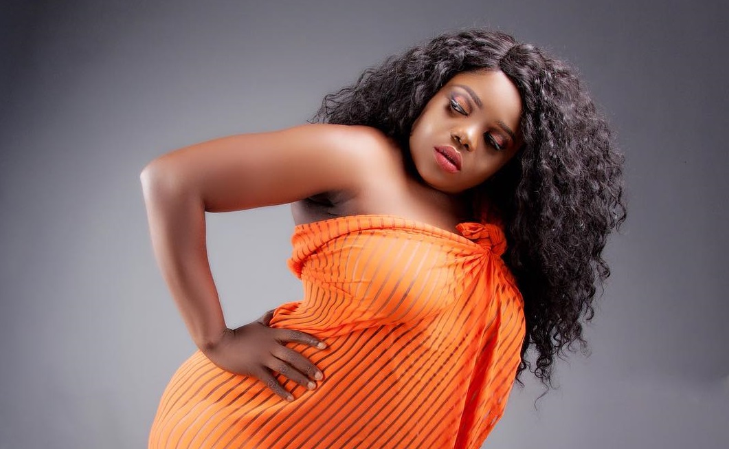“I’m not a lesbian, I only enjoy their gifts” – actress