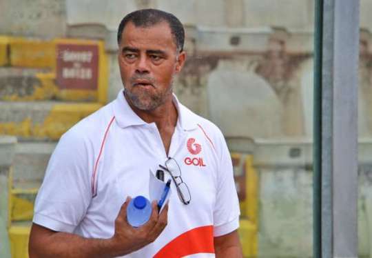 kotoko_sacks_coach_pollack