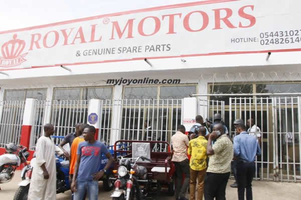 armed_robbers_attack_royal_motors_in_accra