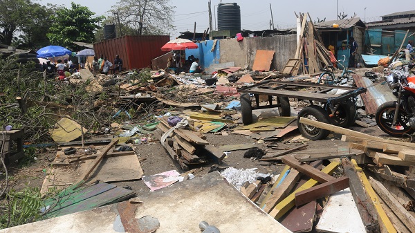 demolition_exercise in_accra_leaves_many_stranded