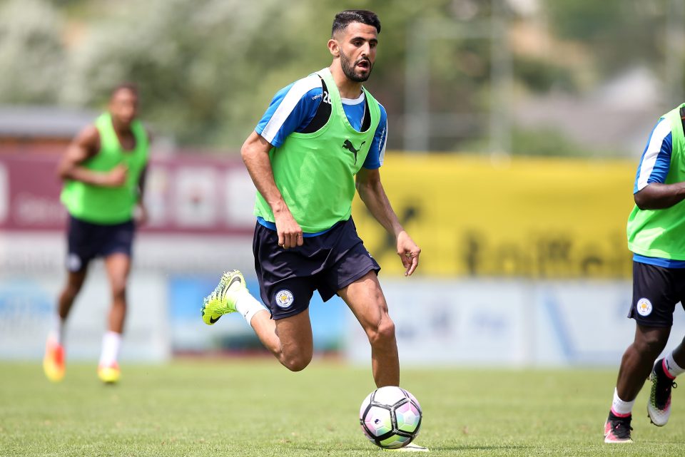 Riyad Mahrez arrives for Leicester training for the first time in 10 days 