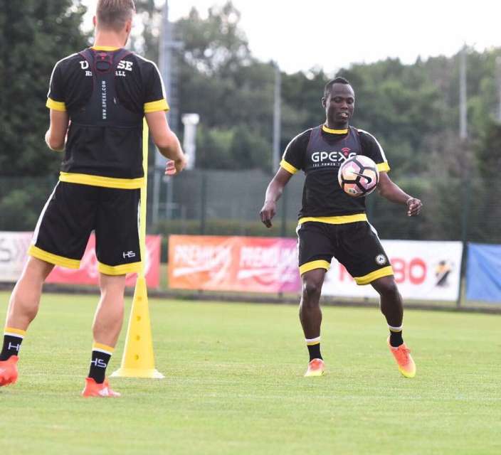 Ghanaian midfielder Agyemang-Badu undergoes surgery