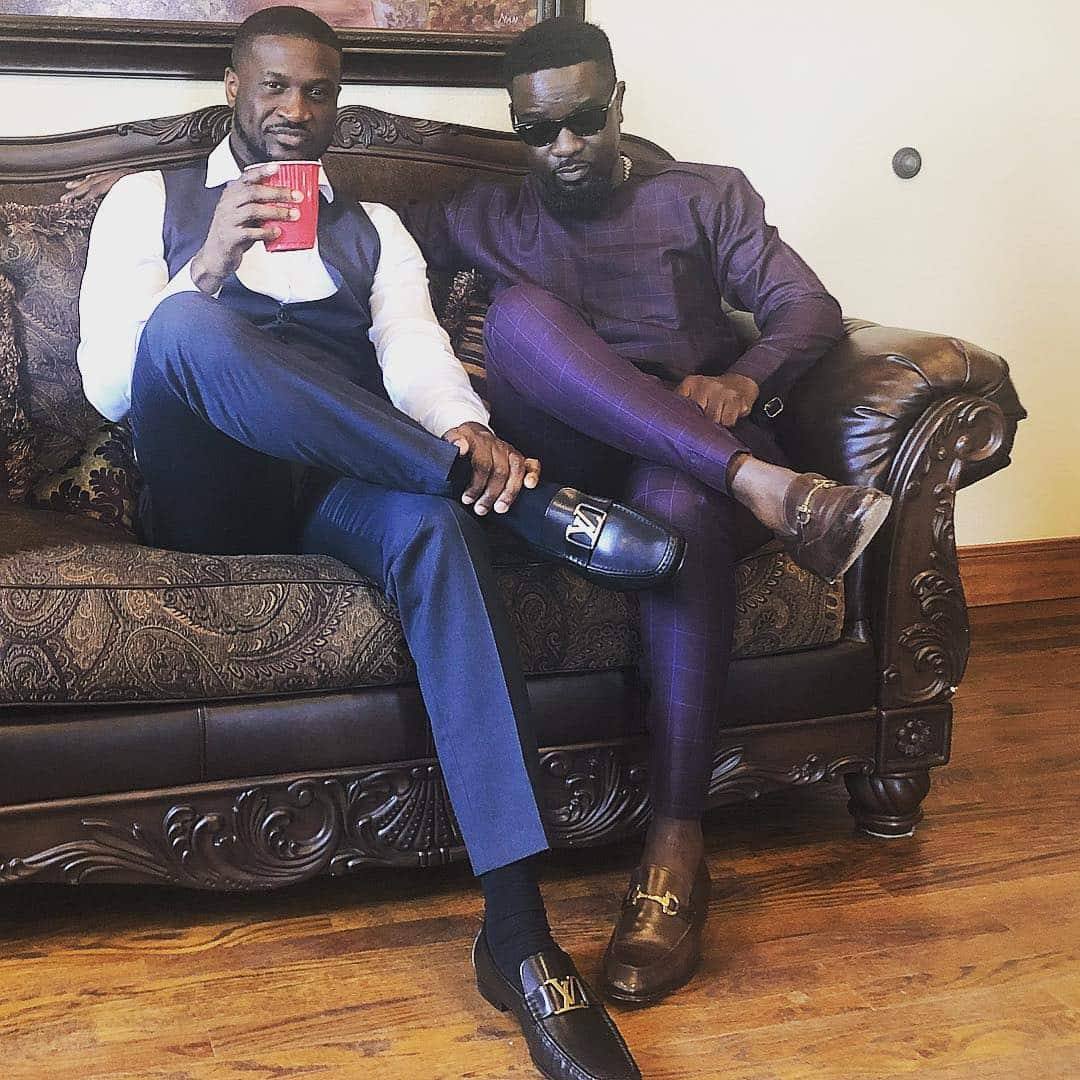 P Square gives Sarkodie an 