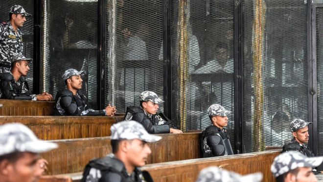 Egypt court sentences 75 persons to death
