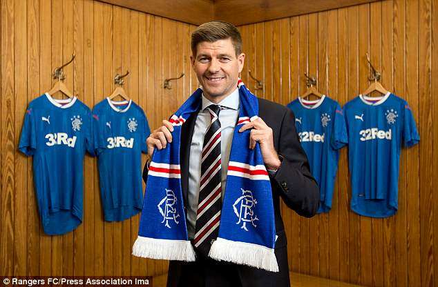 Steven Gerrard named new Rangers manager