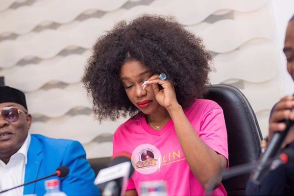 Social media users blast Becca as she unfollow everyone on Instagram and leave her 'boo'