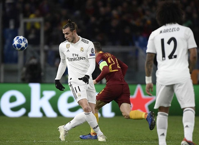 Real Madrid beat Roma to top Group G
