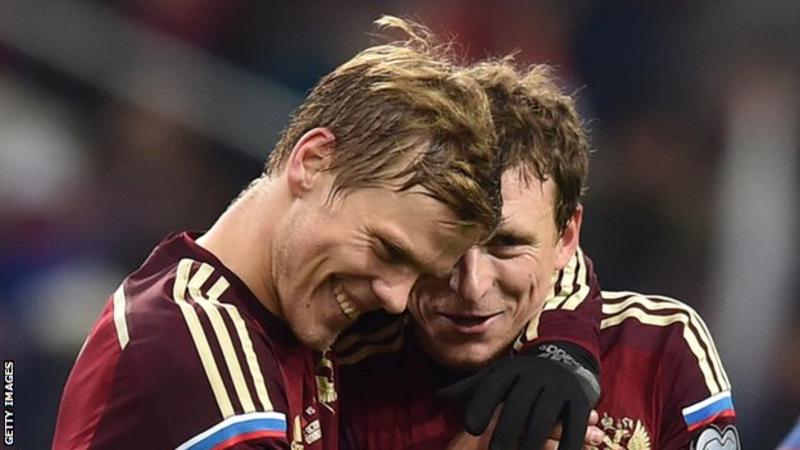 Kokorin (left) and Mamaev (right) played together for Russia at Euro 2016