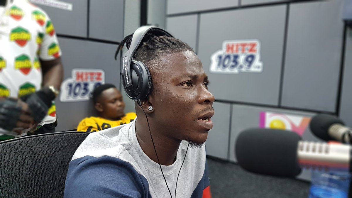 Stonebwoy reveals why he walks around with a license gun