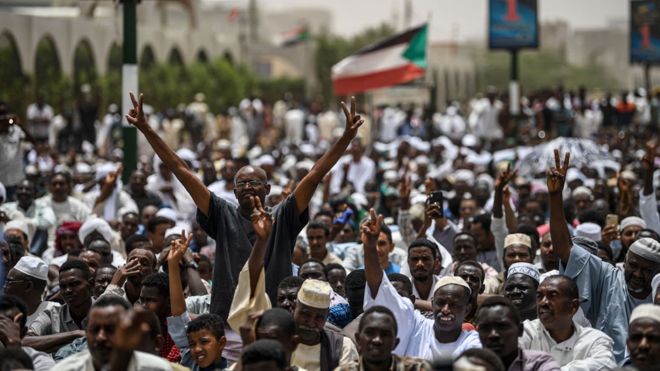 Sudan crises: Protesters 'to name transitional government'