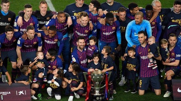 Messi wins La Liga title for Barca