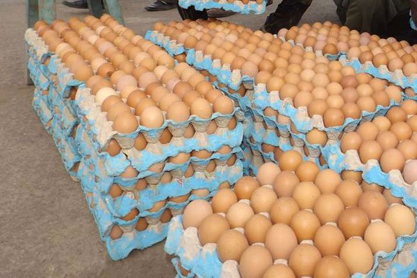 Ten trays of eggs disappeared from the home of the Deputy President William Ruto in Sugoi, police say. 