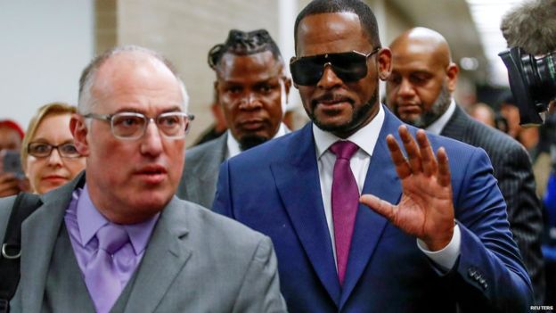 'There are no hostages' says the man defending R Kelly