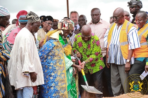 Akufo-Addo cutting sod for Tamale Airport phase 2 project