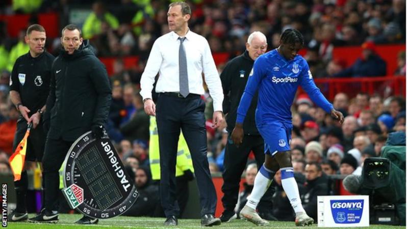 Everton interim boss Duncan Ferguson did not look at Moise Kean after substituting the striker