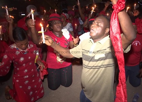  Residents of Takoradi hold vigil over kidnapped girls 