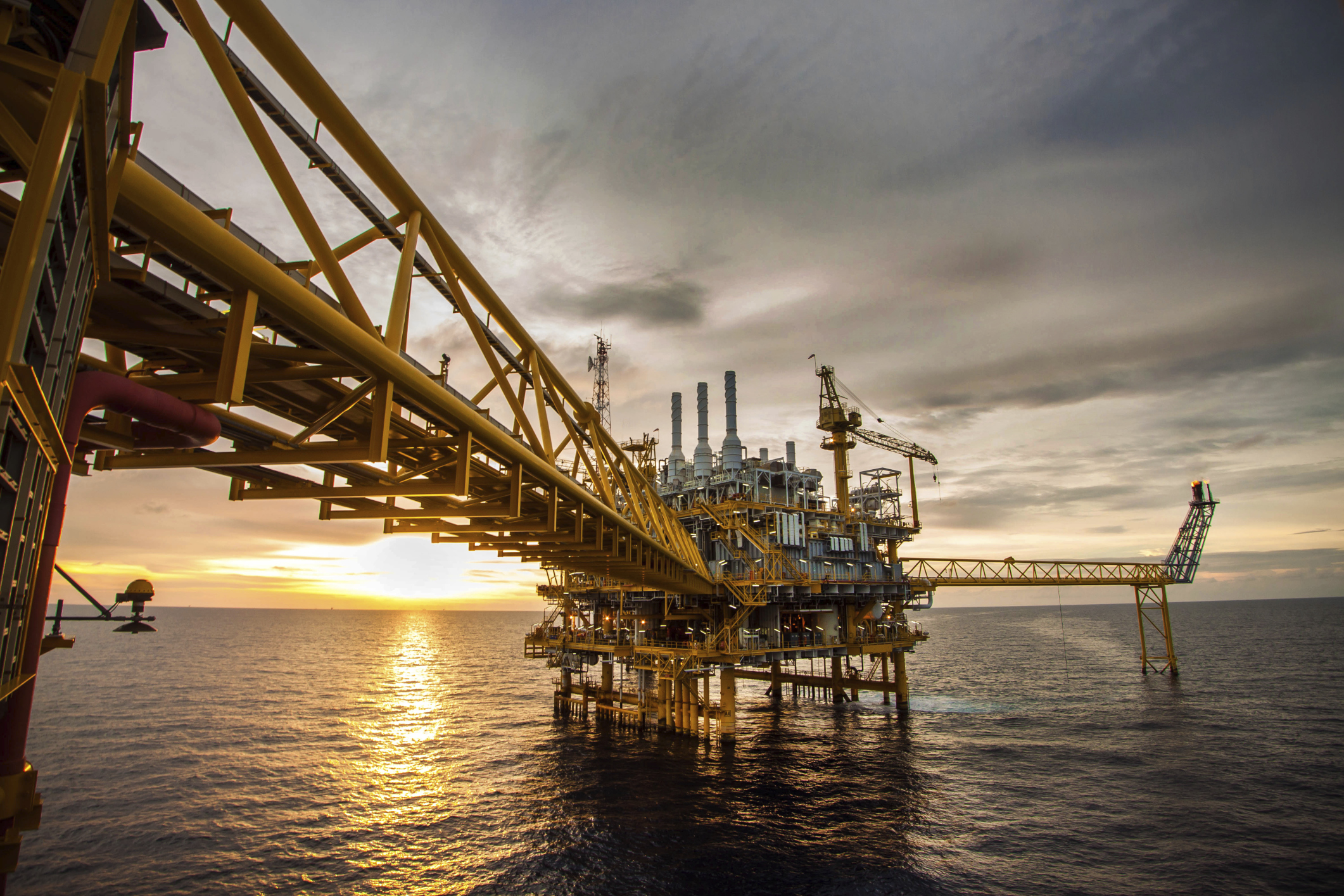 First big oil, gas discovery made offshore of South Africa - Prime News ...