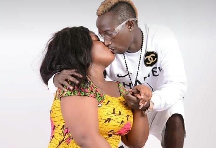 Patapaa shares lovely kiss with his girlfriend in new photos