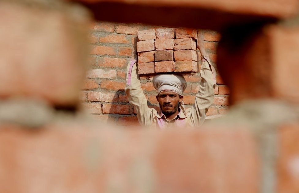 Behind India's construction boom: 'We risk our lives to build your homes'