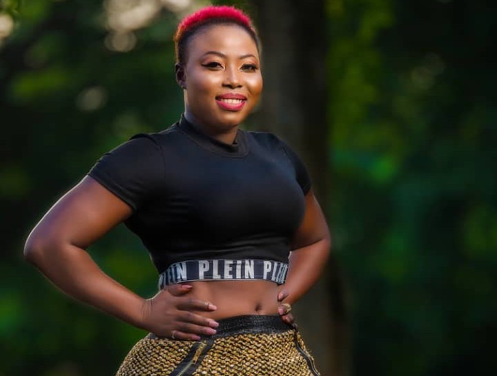 Piercing my 'ToTo' gives men special feelings - Actress