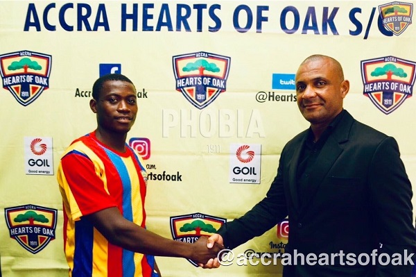 Hearts of Oak hands Auroras captain Sarpong first professional contract 