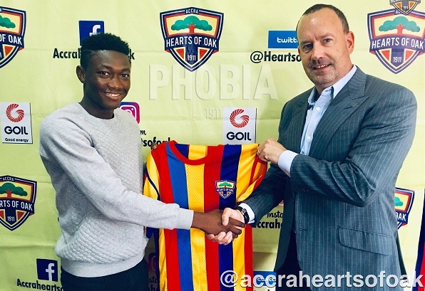 Manaf Umar pens first professional with Hearts of Oak