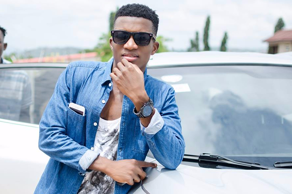 Kofi Kinaata