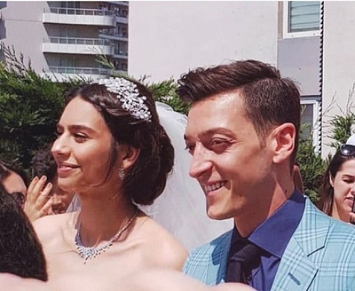 Mesut Ozil weds partner in Istanbul