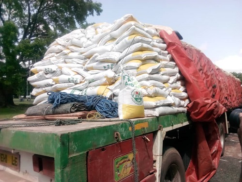 4000 bags of fertilizers