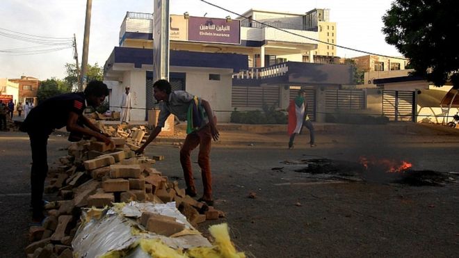 Barricades have been set up across the capital, Khartoum, but the military says they hinder negotiations