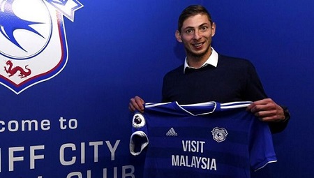 Emiliano Sala: Heartbreaking WhatsApp message reveals he DIDN'T want Cardiff transfer