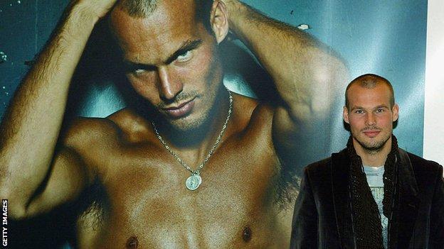 Freddie Ljungberg signed a contract with Calvin Klein underwear while playing for Arsenal