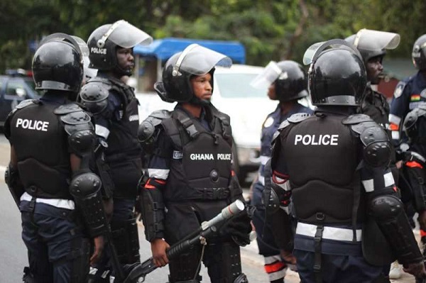 Military, police officers arrest 213 suspected criminals in W/R
