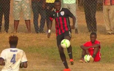 Victorien Adebayor juggling a ball