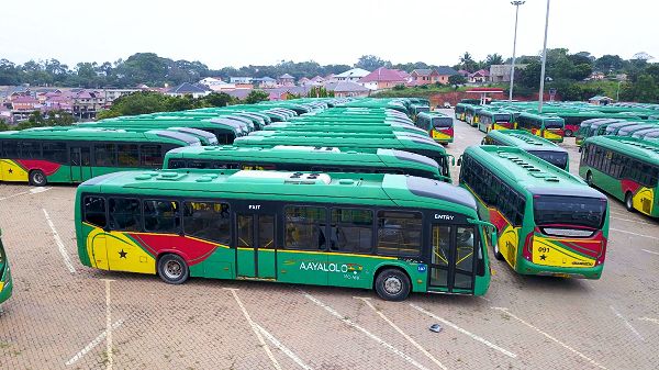 Aayalolo  buses